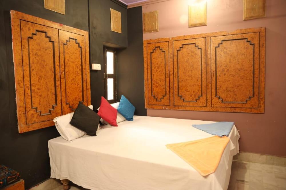 Ostello Santkripa Backpackers 400 Mtr From Railway Station Jodhpur  Esterno foto